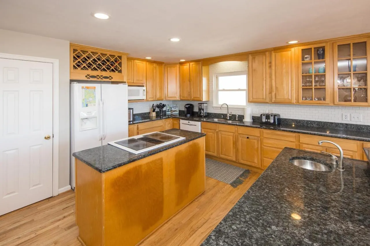 Castaway Villa Virginia Beach